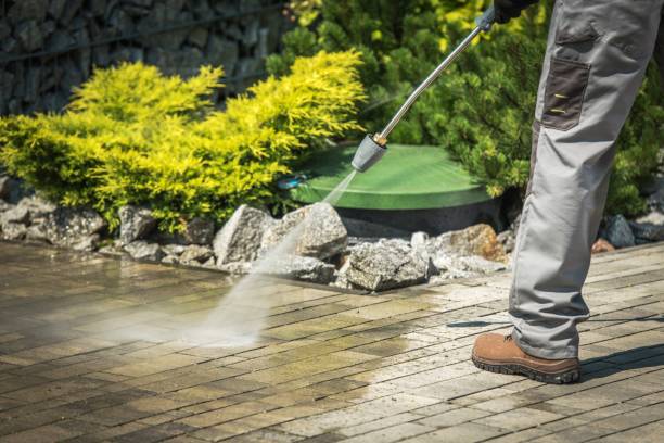 Best Gutter Cleaning  in Saranac Lake, NY