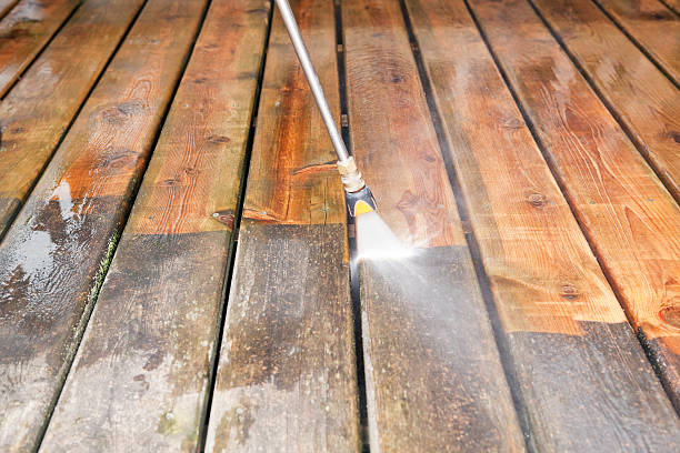 Best Fence Cleaning  in Saranac Lake, NY