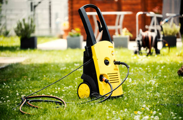 Best Solar Panel Cleaning  in Saranac Lake, NY